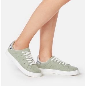 JustFab Chriselle Sneaker in Mint Green NWOT